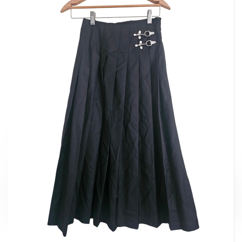 Lioness Fame Buckle Detail Pleated A-Line Midi Skirt, Onyx Black, XXS NWT